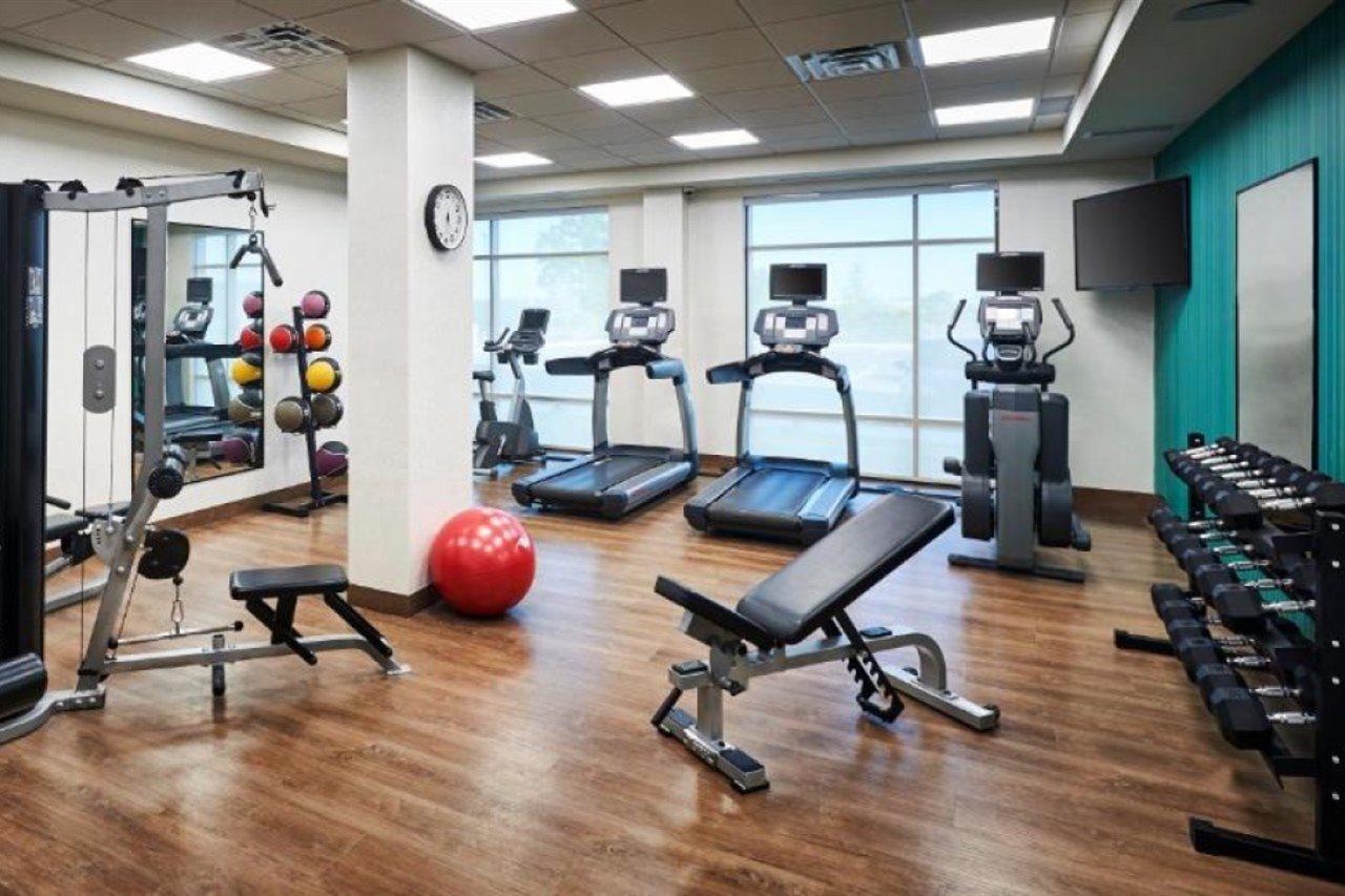 Holiday Inn Express - Sarnia - Point Edward By Ihg Екстериор снимка