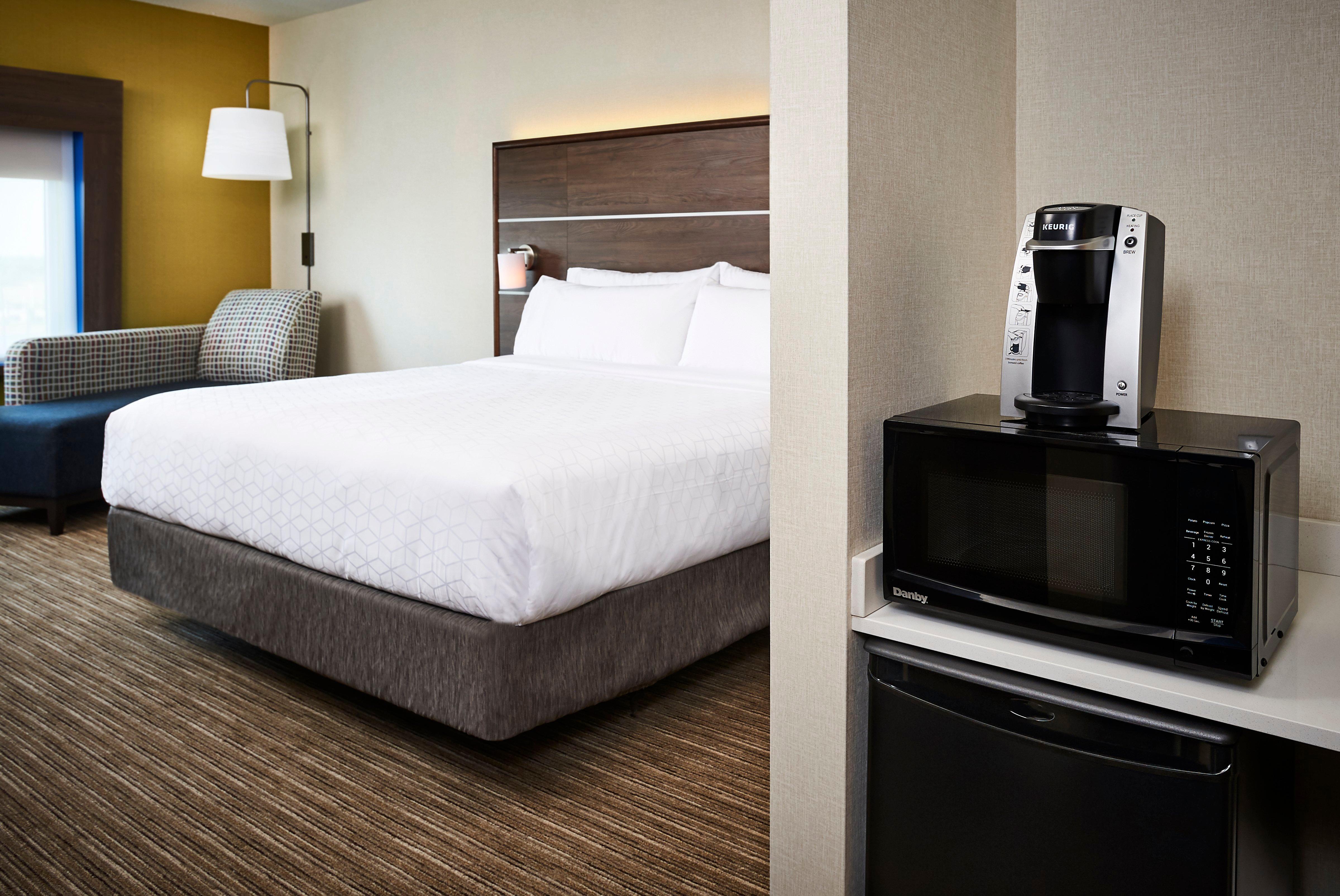 Holiday Inn Express - Sarnia - Point Edward By Ihg Екстериор снимка